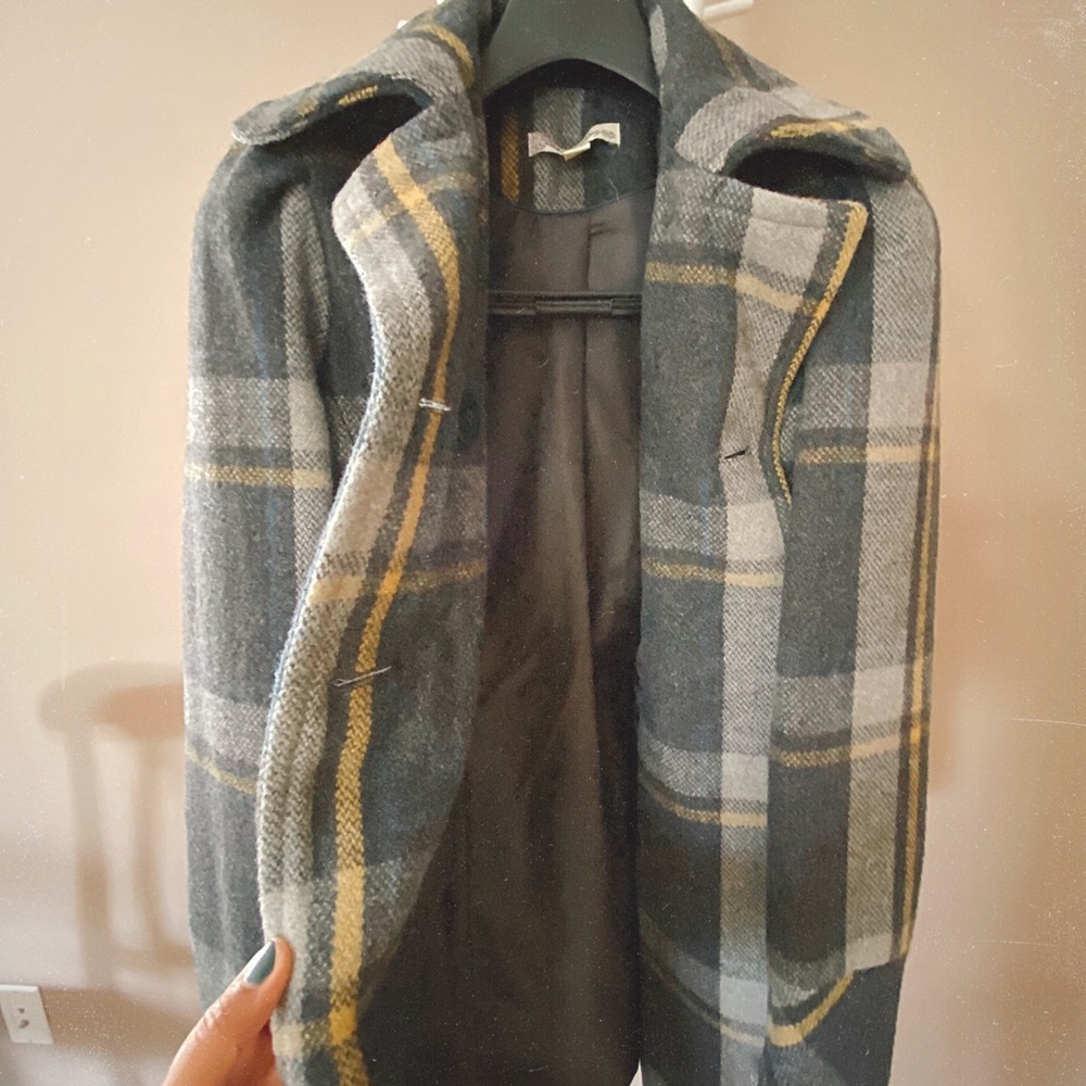 Coat - Picture 5 of 6